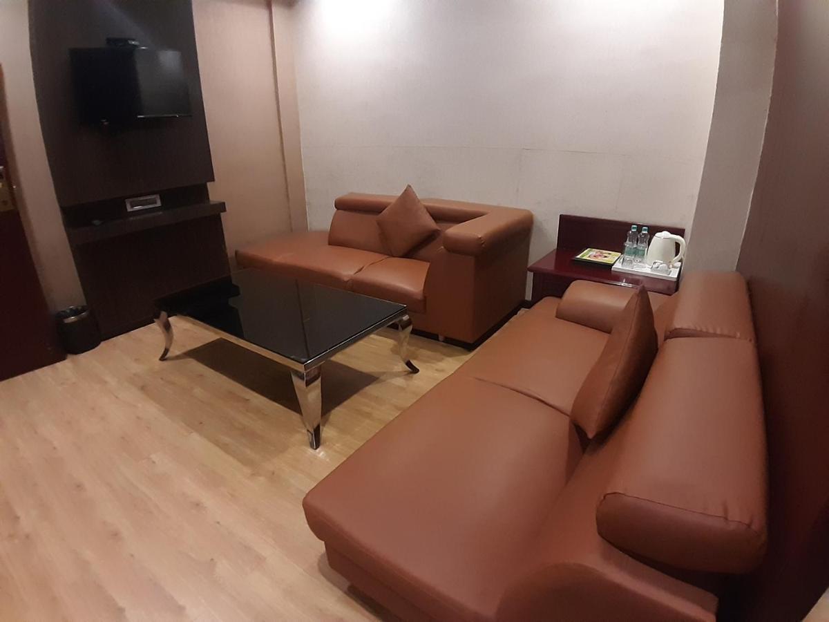 Hotel Palmyra Grand Suite - Tirunelveli Exterior foto